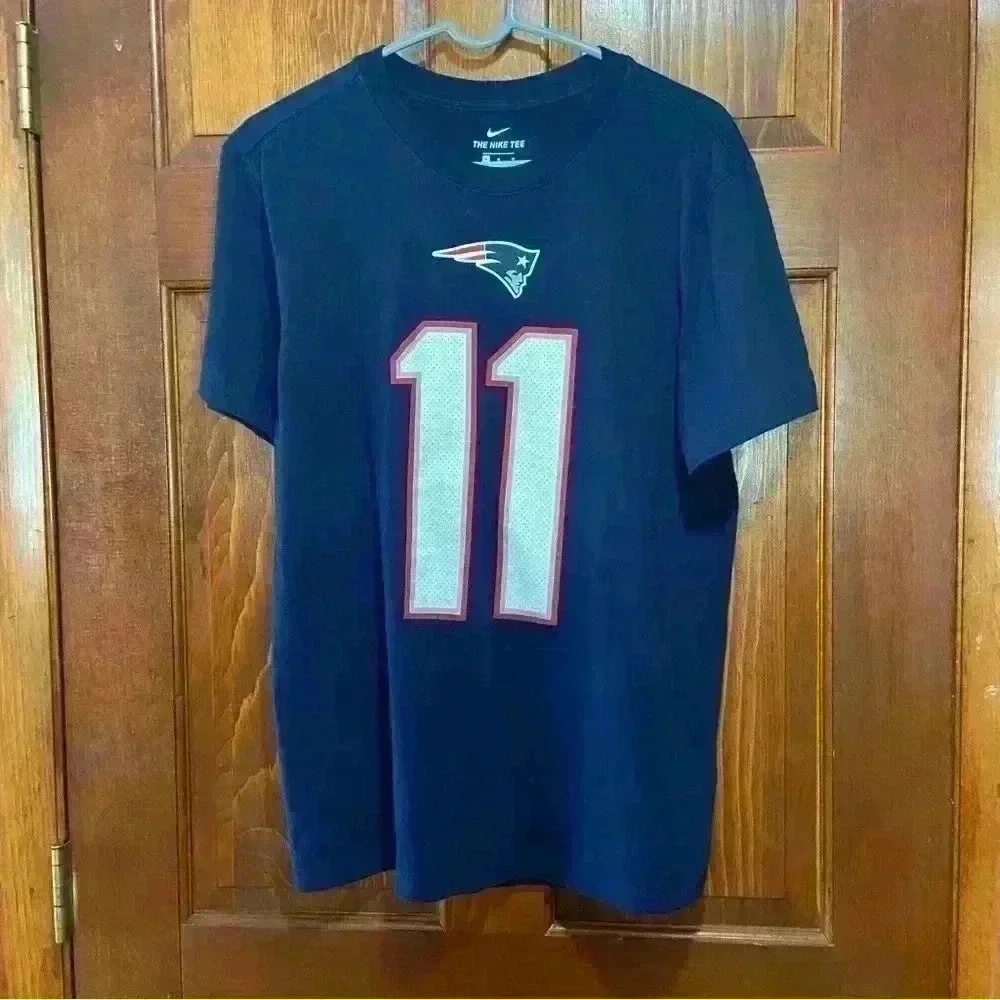 Nike New England Patriots Edelman T-Shirt Blue Size Medium